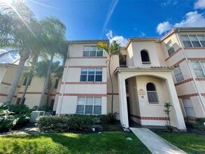 Building Photo - 3350 Pinewalk Dr N