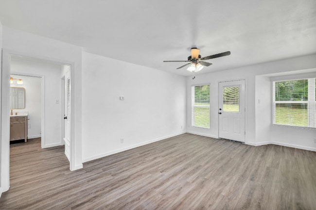 Building Photo - 6506 King George Dr