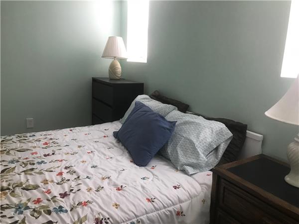 Foto del edificio - 100 Beach 131st St