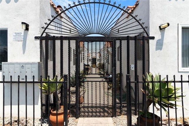 Foto del edificio - 1257 W 38th St