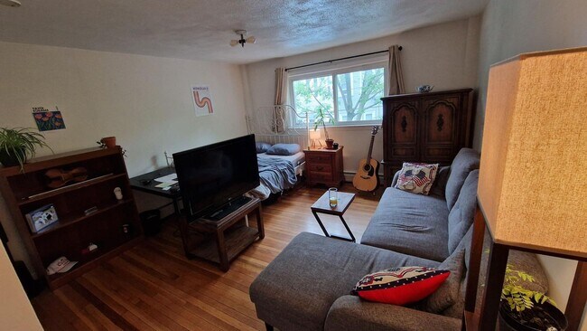 Foto del edificio - 19 Hunting St