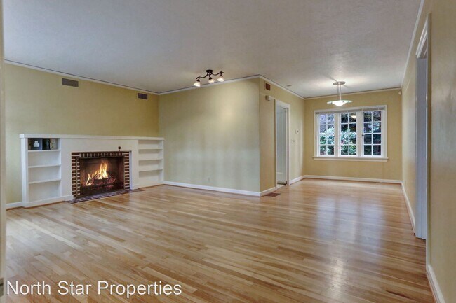 Building Photo - 2 br, 1 bath House - 821 Evergreen Rd