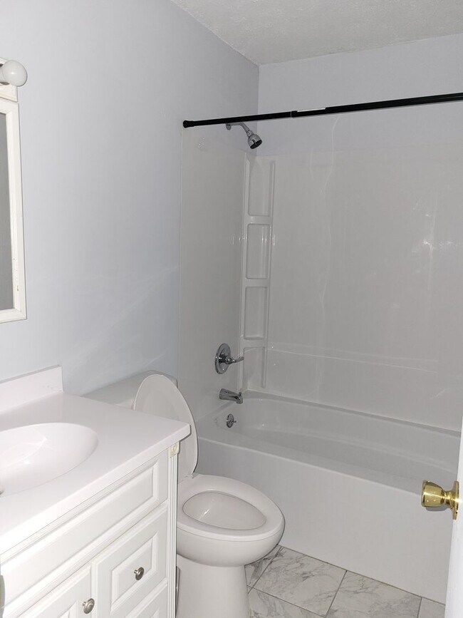Foto del edificio - 2 bedroom 1 bath apartment for rent in Wamego KS