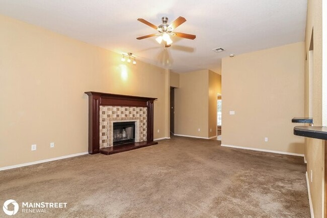 Building Photo - 509 SW 158th Terrace