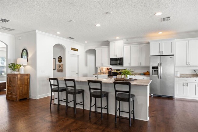 Building Photo - 4005 W El Prado Blvd