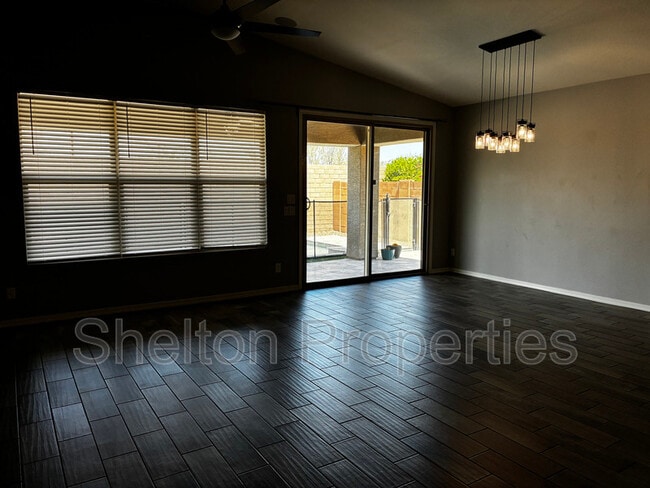 Building Photo - 10326 E Corbin Ave