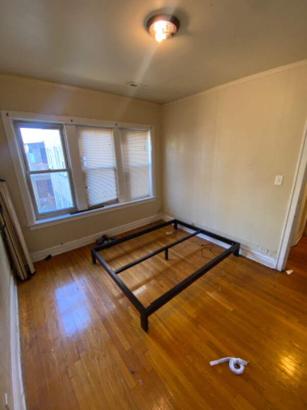 Foto del edificio - 1357 S Kildare Ave