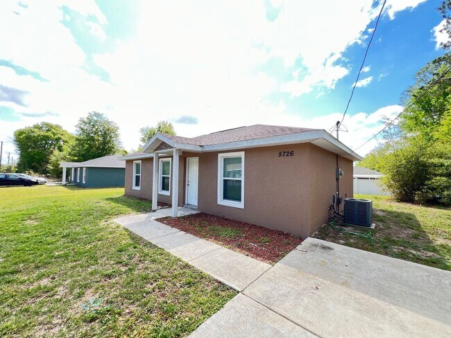 Foto del edificio - Beautiful 3 BD/2BA Home in Beautiful Ocala!!!