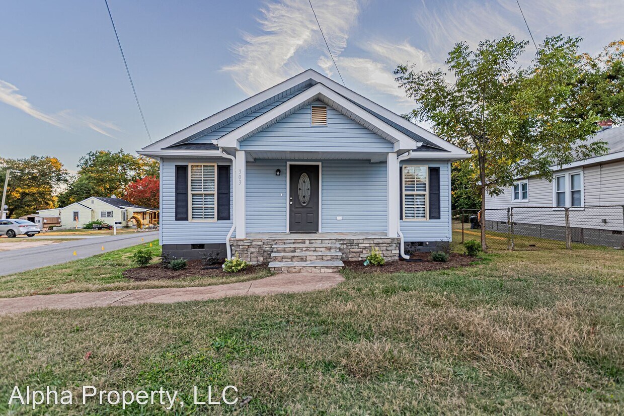 Primary Photo - 3 br, 2 bath House - 303 Old Paris Mountai...