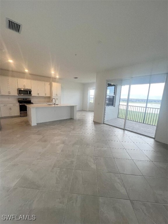 Building Photo - 5749 Double Eagle Cir