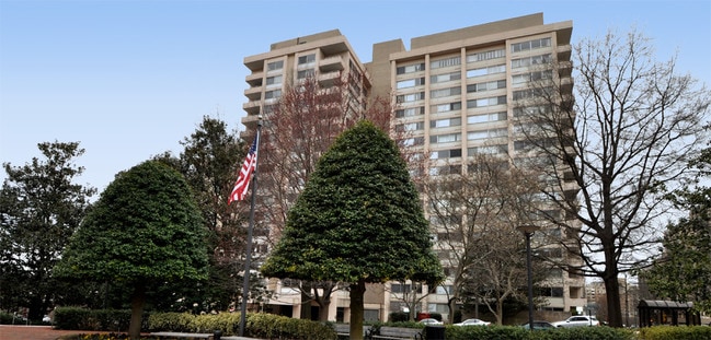 Building Photo - 5500 Friendship Blvd