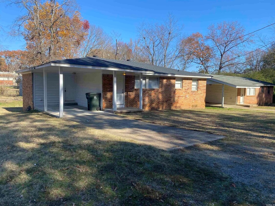 Foto principal - 8224 W 37th St
