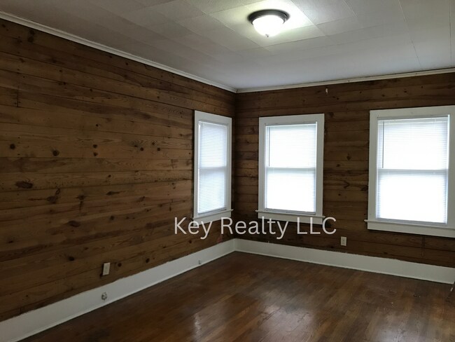 Foto del edificio - ****1118 - B Chester - Upstairs apartment