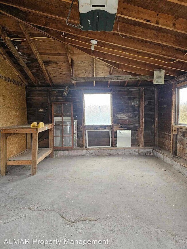 Building Photo - 2 br, 1 bath House - 11871 Township Road 114