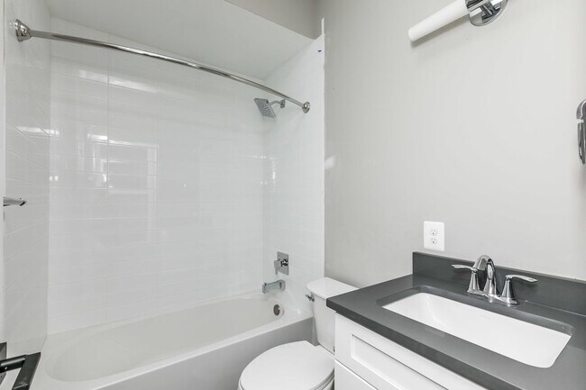 Photo - 2302 E Baltimore St Apartments