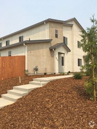 Building Photo - 873 Congaree Ln