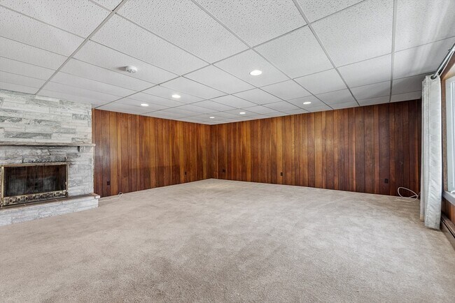 Foto del edificio - 300 Manet Ave