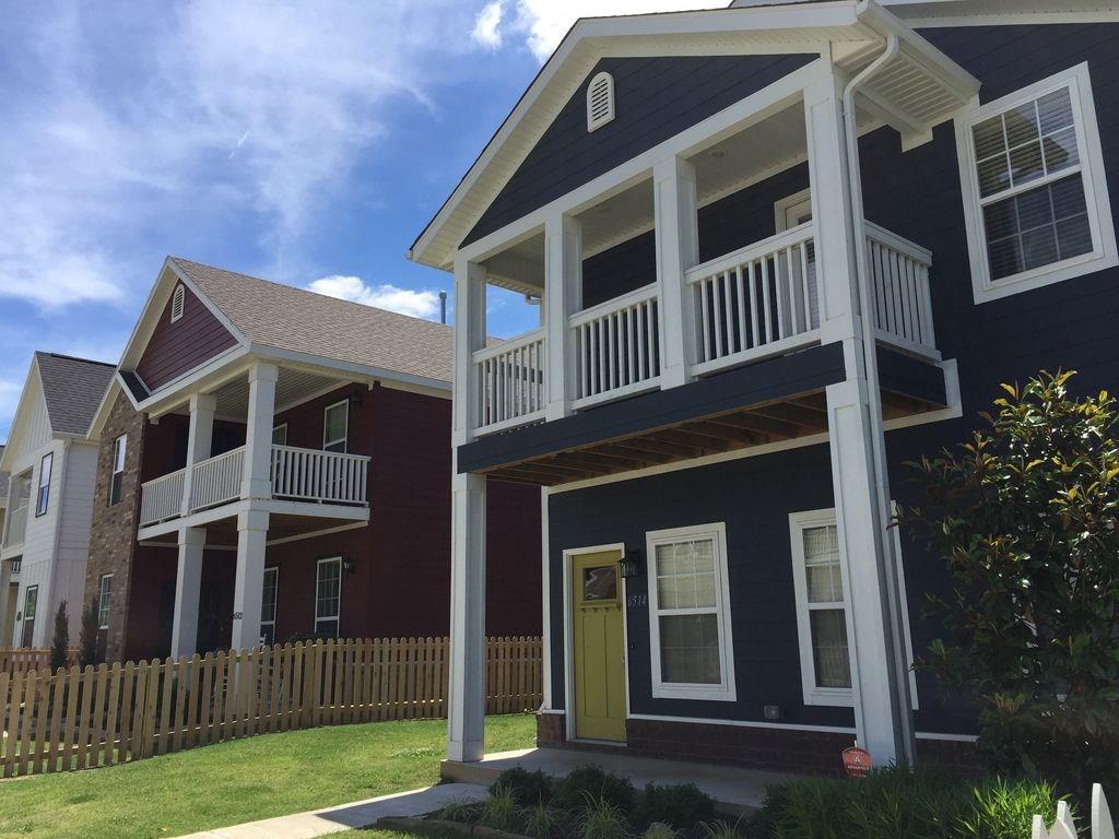 5211 S 65th Plz, Rogers, AR 72758 House for Rent in Rogers, AR