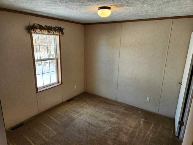 Building Photo - 3451 W 100 S