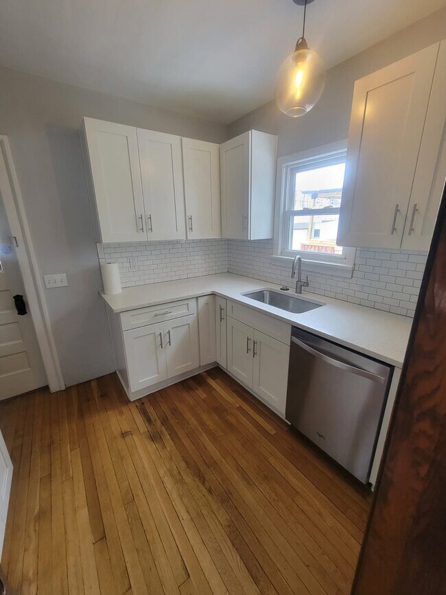 Foto del edificio - 1274 Jackson Ave