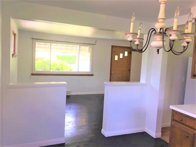 Building Photo - 514 Nordeen Dr