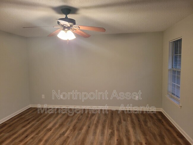 Building Photo - 6036 Creekerton Blvd