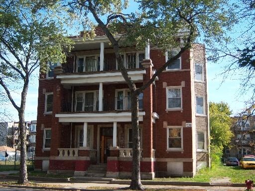 Primary Photo - 6127-6129 S King Dr