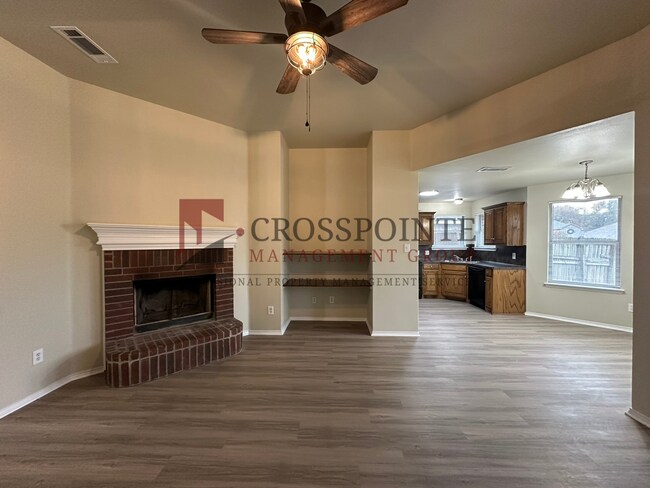 Foto del edificio - Tour Today! 4 Bedroom 2 Bath Home in Flint...