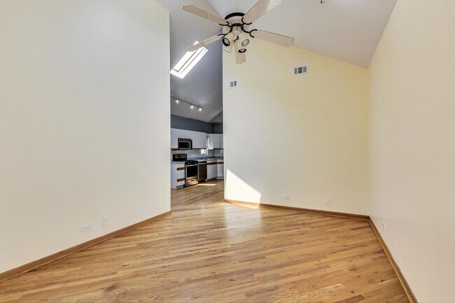 Foto del edificio - 1452 W Cortez St