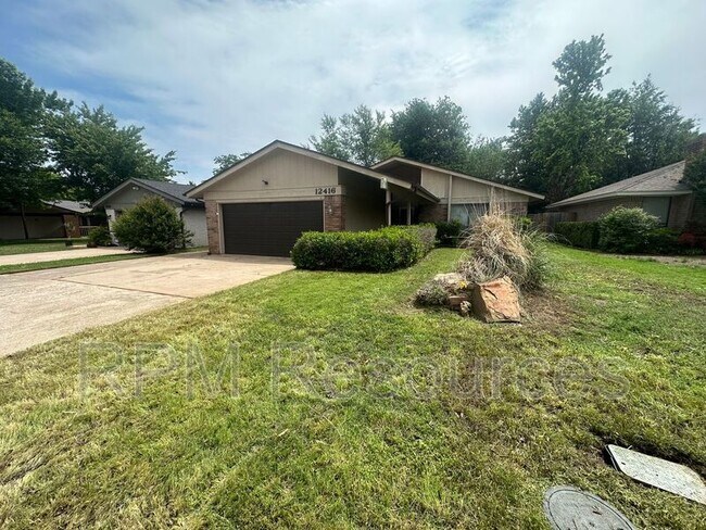 Building Photo - 12416 Fox Run Dr