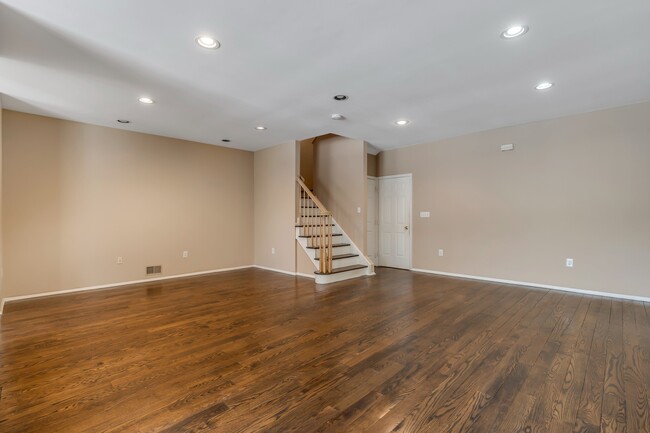 Foto del edificio - 12 Wildflower Ln