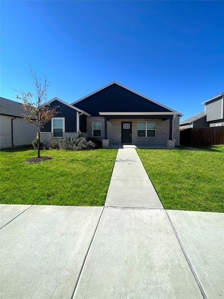 Building Photo - 4038 Dayton Dr