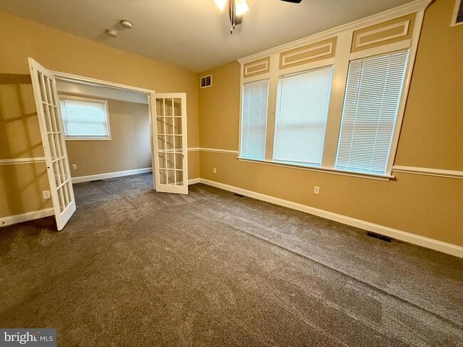 Foto del edificio - 3330 E Hollywood Cir