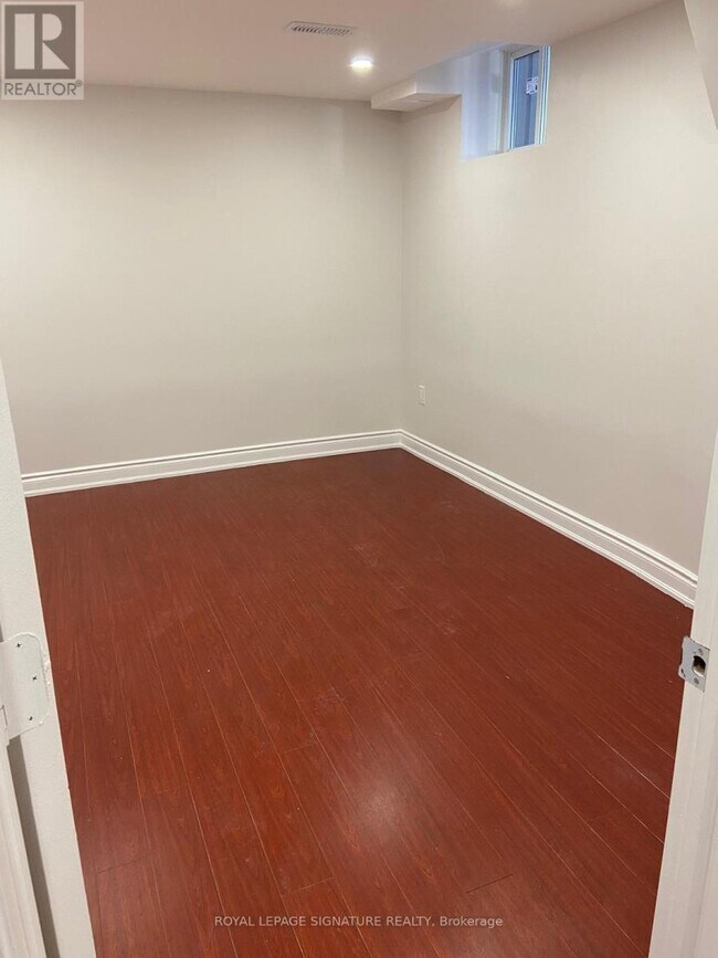 Building Photo - 3163 Galbraith Dr