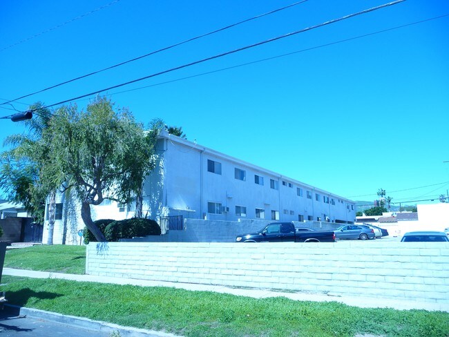 Foto del edificio - 17713 Kingsbury St