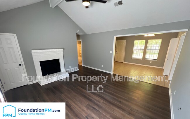 Foto del edificio - 5138 Chantilly Dr