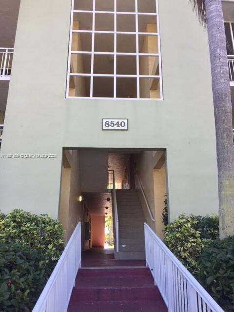 Foto del edificio - 8540 SW 212th St