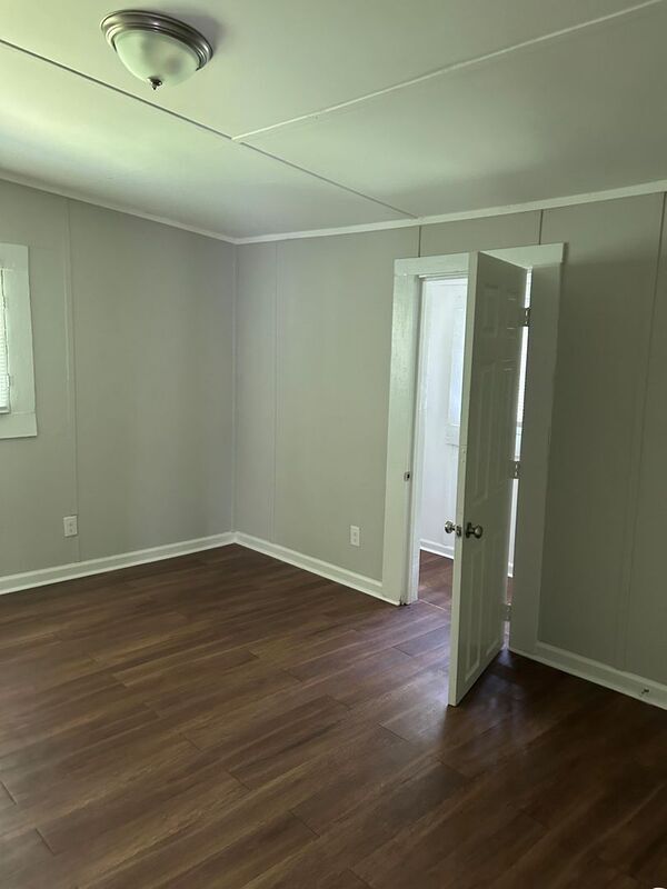 Foto del edificio - 1231 13th Ave N