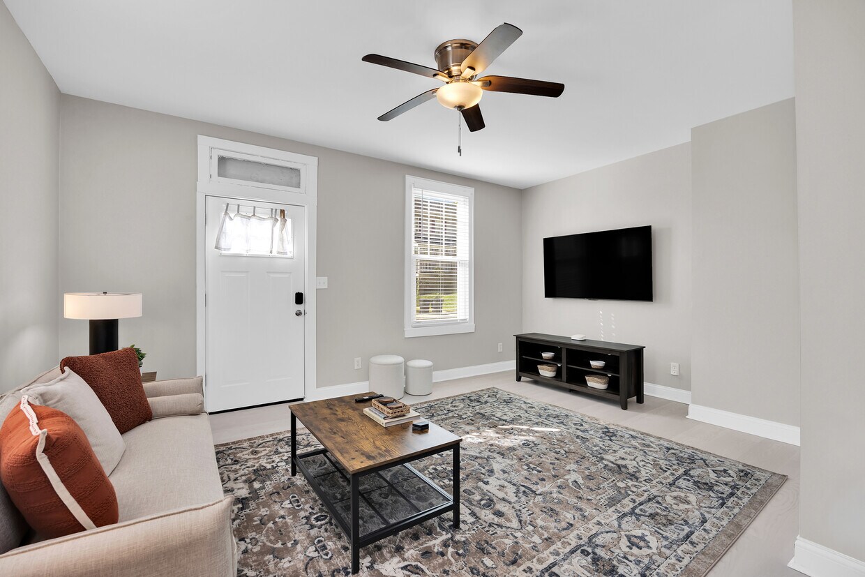 Photo - 2602 Riverside Dr (Cincinnati, OH)