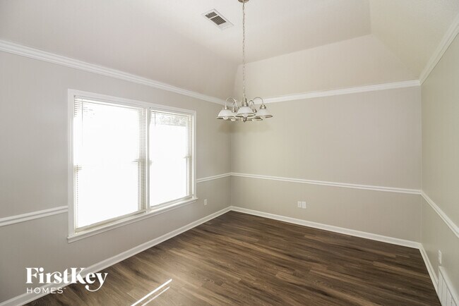 Building Photo - 8917 Carrollwood Ln