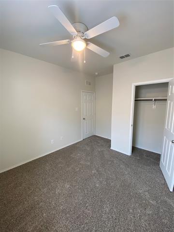 Foto del edificio - 1721 Megan Creek Dr