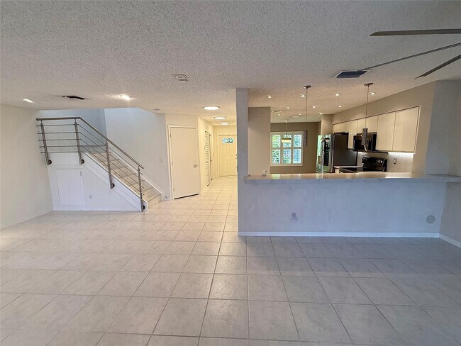 Foto del edificio - 1654 SW 109th Terrace