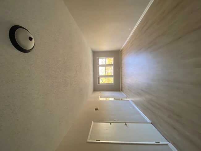 Foto del edificio - 4530 N Lincoln Ave