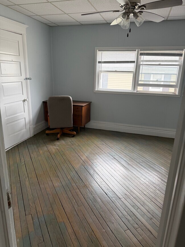 Foto del edificio - 1352 Illinois Ave