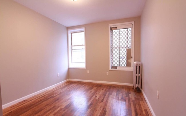 Foto del edificio - 662 E 21st St