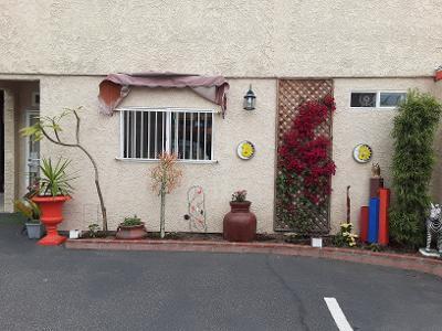 Building Photo - 420 Windsor W Rd