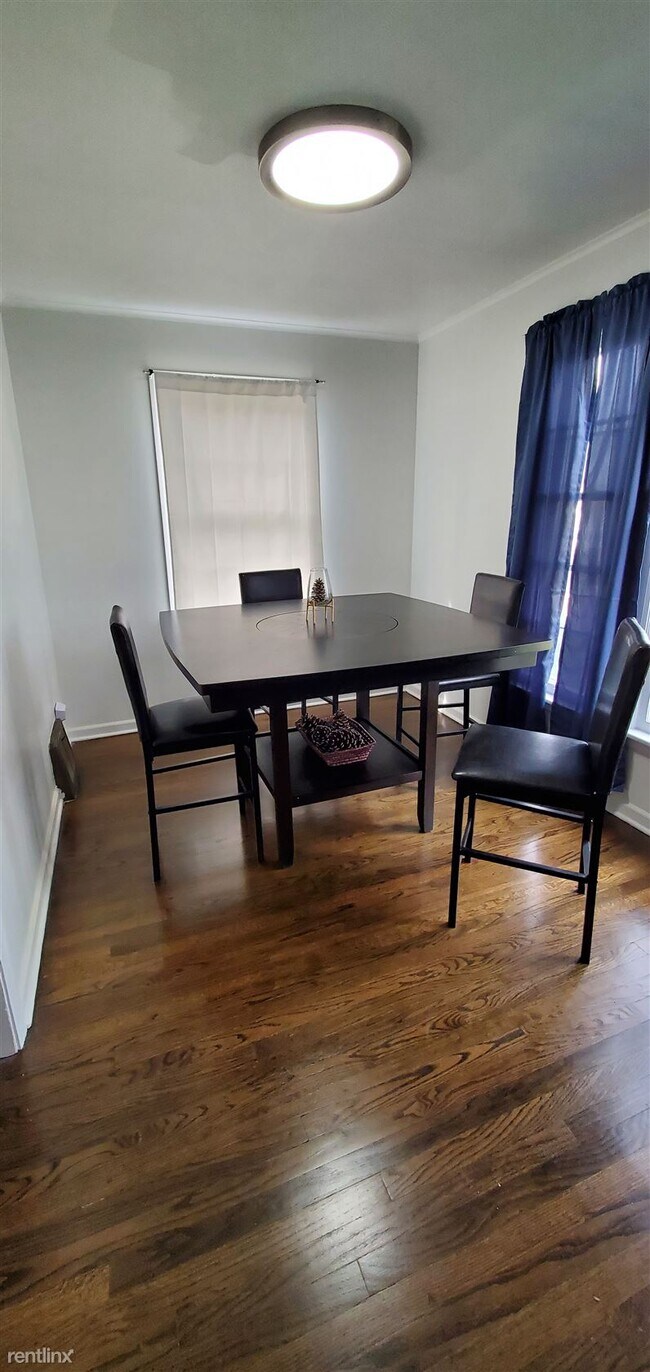 Foto del edificio - 3 br, 2 bath House - 6141 South Nashville ...