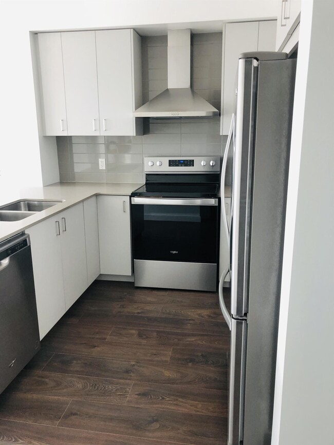 Photo du bâtiment - 50-650 Grand Ave S