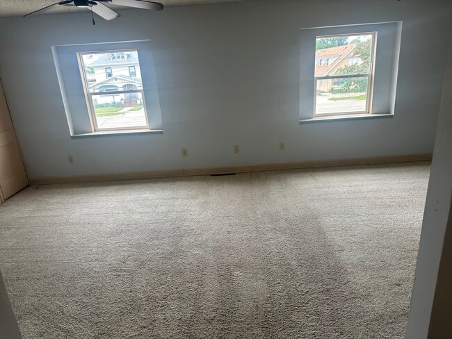 Building Photo - 543 Blackhawk Blvd