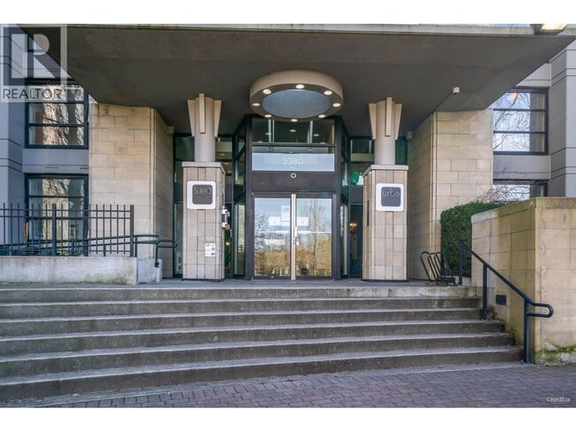 Photo du bâtiment - 5380 Oben St